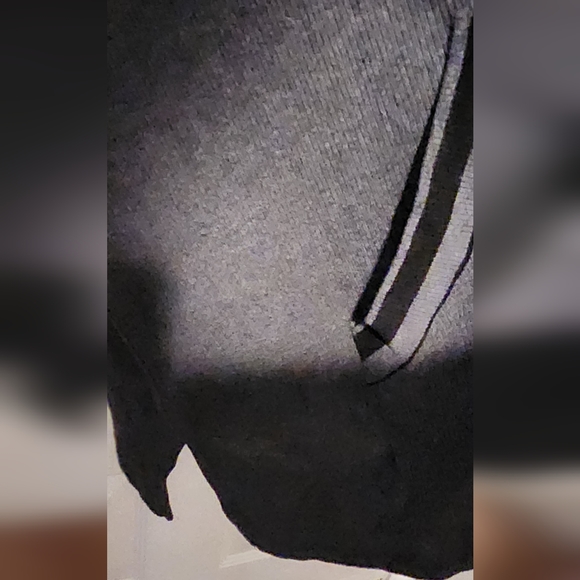 VINTAGE Linda Michael's Women's Button Down Cardigan Size 3X Gray/Black - Picture 6 of 7